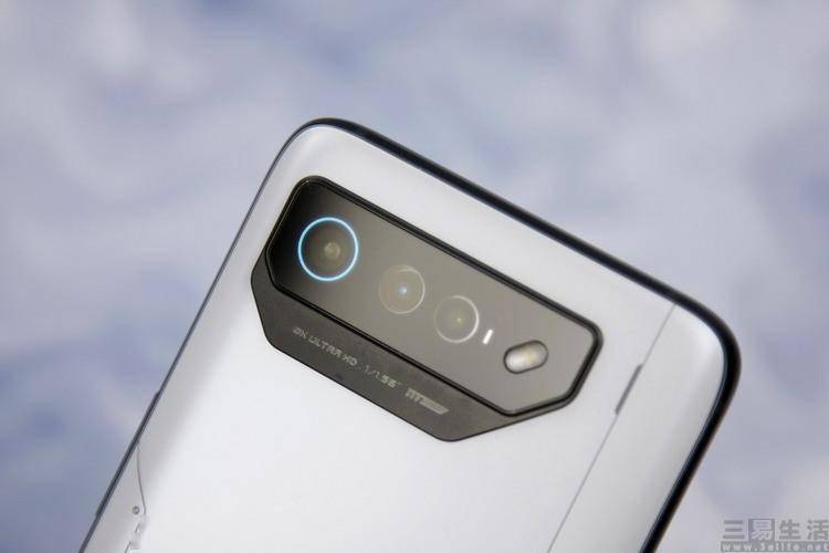 ��ѶROG��Ϸ�ֻ�7 Pro���⣺��ֹӲ�ˡ�������������