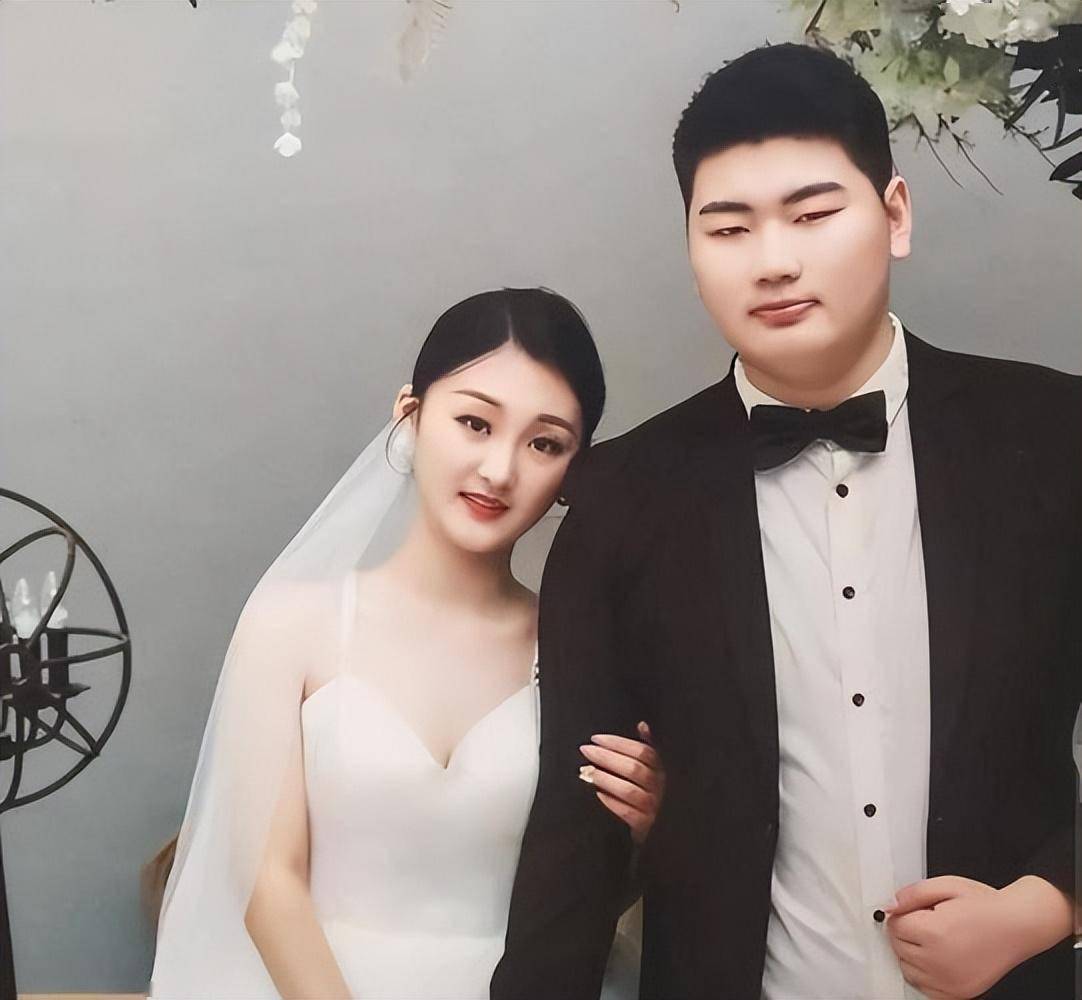 VR彩票大衣哥朱之文之子再传婚变！儿媳变怨妇：朱小伟又懒又笨不会疼人(图3)