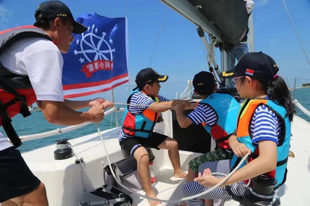 三亚5天4晚亲子冲浪！8人精品营，帆船掌舵，雨林桨板...