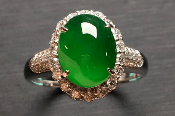 翡翠玉石小佳佳的个人展示页