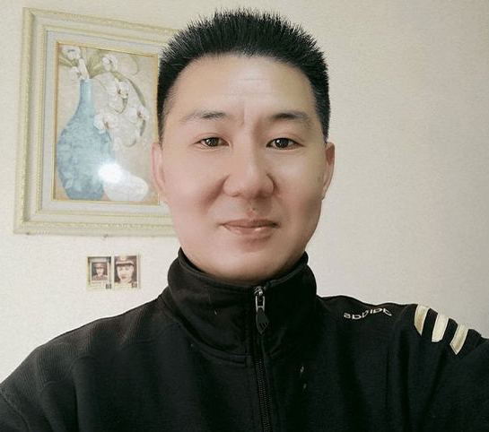 原创 看相分析:狮子鼻,财运不错,有观音痣,能相夫教子