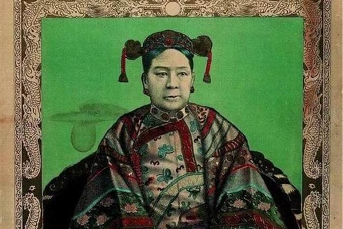 《明治天皇一家》,画中人物为明治天皇,美子皇后,太子和太子妃节子