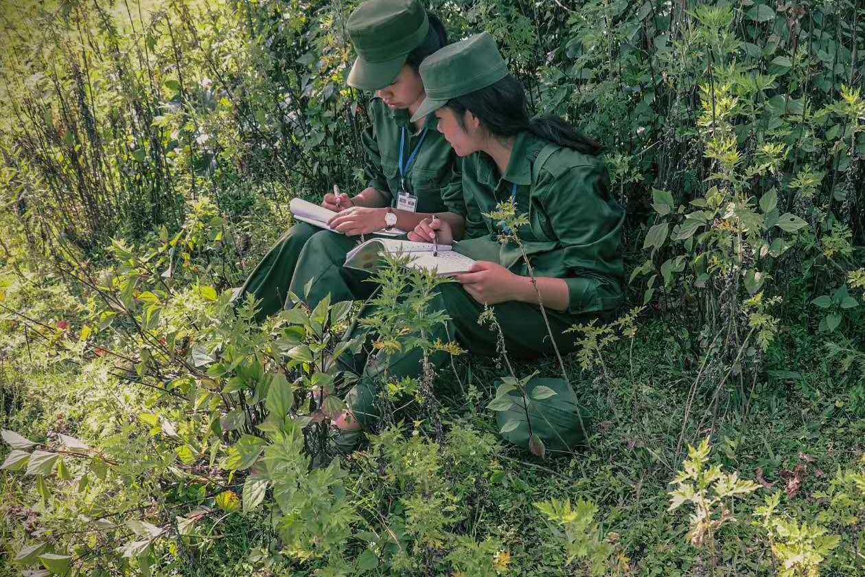 缅甸果敢同盟军军旅题材摄影作品分享                  图1/《修文