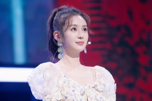湖南卫视与欢乐传媒推出的首档大型喜剧创演艺能秀