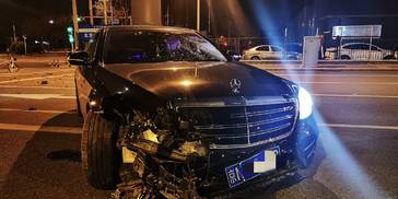 酒驾司机肇事伤人后逃逸被民警追回