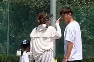 吴兴涵陪孩子过儿童节 被媳妇指着鼻子骂