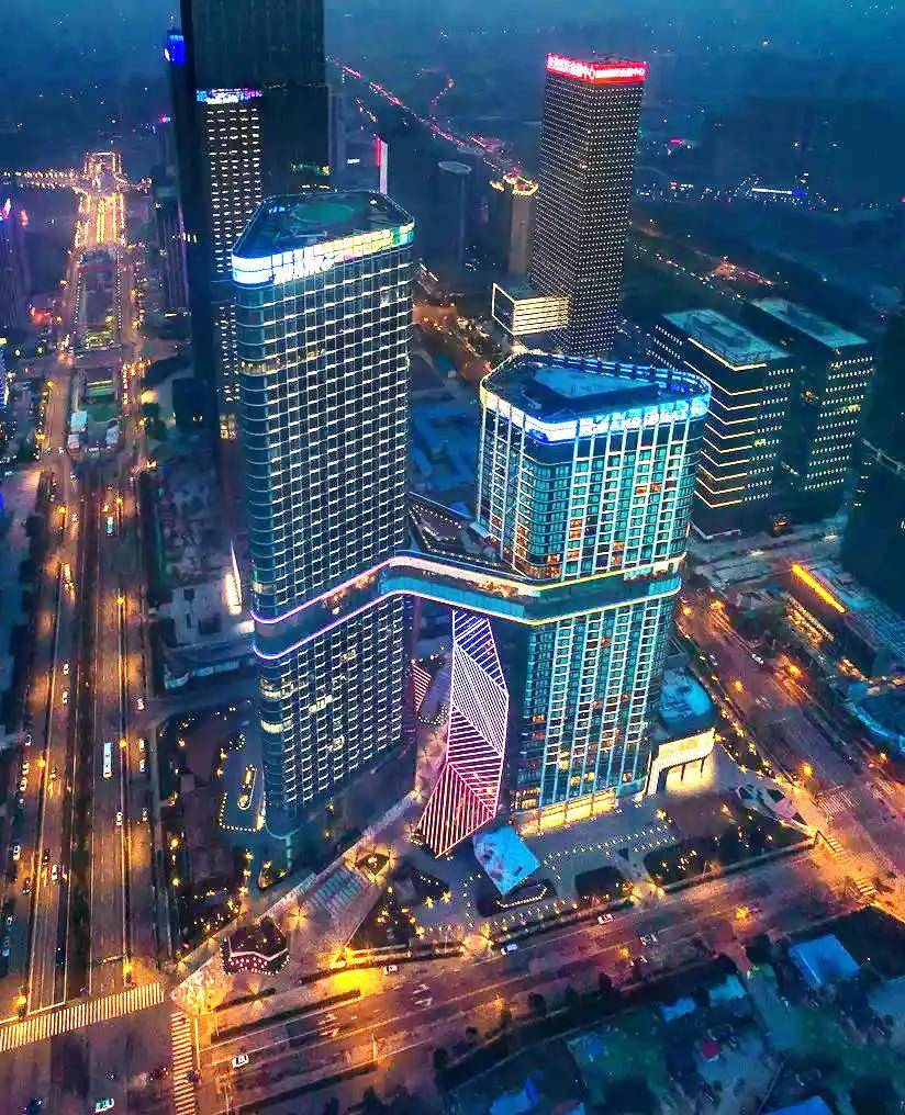 捷顺科技助力西安新地标智慧车场升级打造极致商务空间