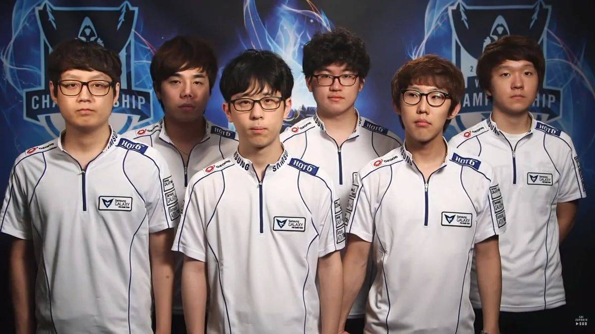 此时刚把两支英雄联盟战队纳入麾下的三星galaxy职业电竞俱乐部还不