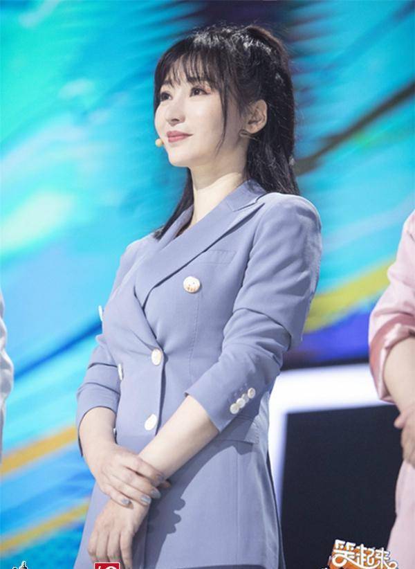 乔振宇搭档陈佩斯儿子陈大愚再现经典小品