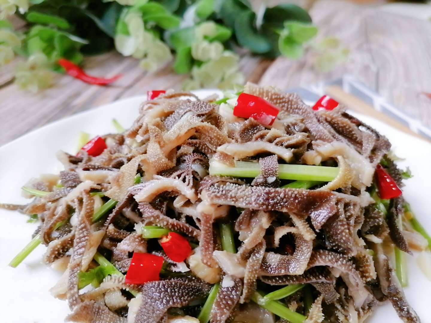 原来饭店里的凉拌牛百叶是这样做的,脆嫩爽口,夏季啤酒好搭档