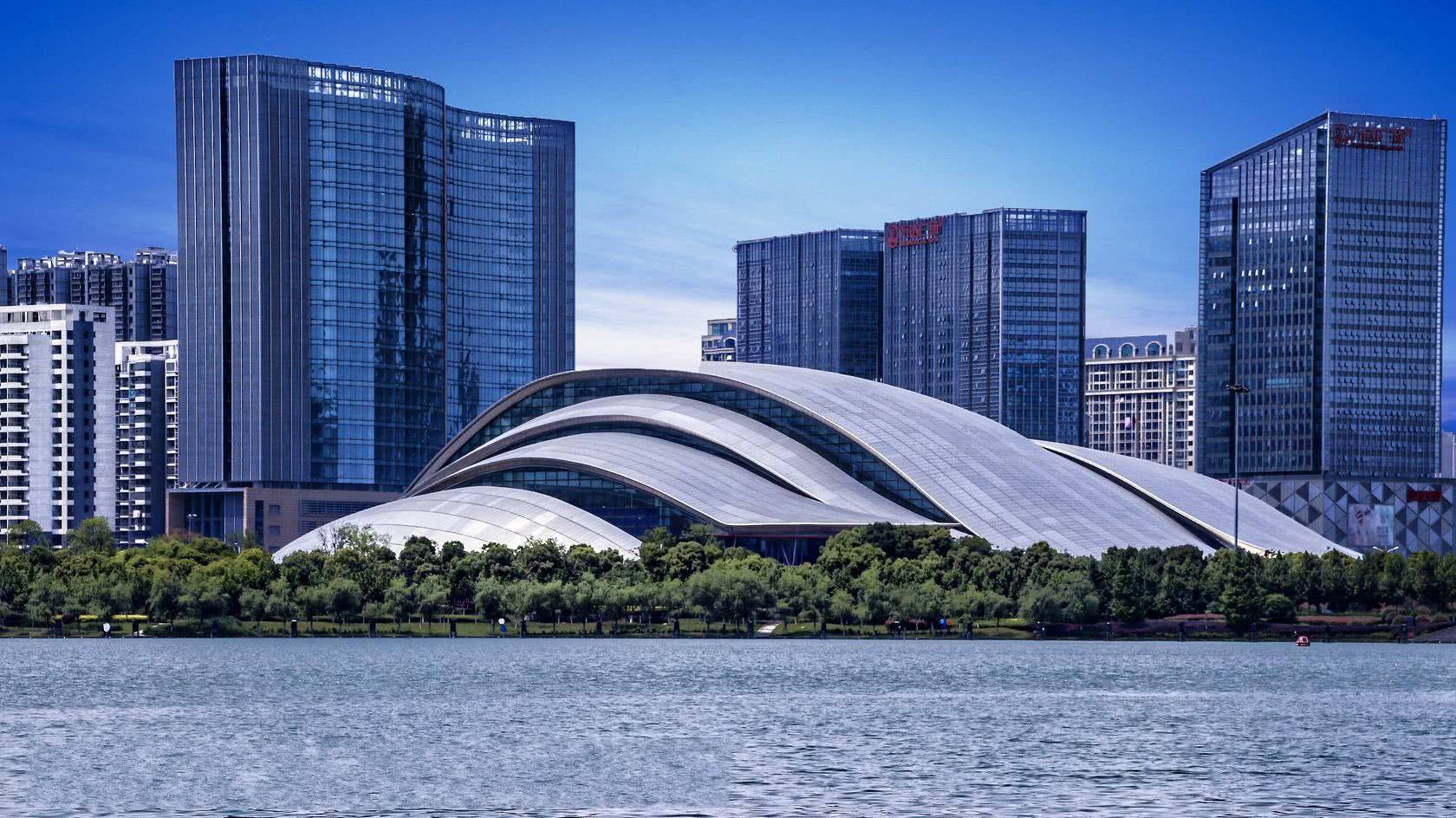 我国发展潜力最大的二线城市,有望跻身万亿俱乐部,却一直被吐槽_合肥