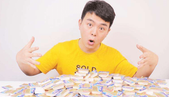 像是小翔哥,蛋黄派,敬汉卿这种,个人完全不知道他们视频的看点在哪里