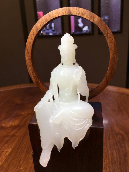 林伟涛中华玉雕佛造像第一人非遗传承玉雕师