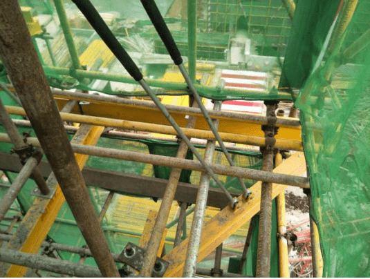 新型悬挑脚手架重量降低一半,杜绝渗漏水风险,看看它如何施工