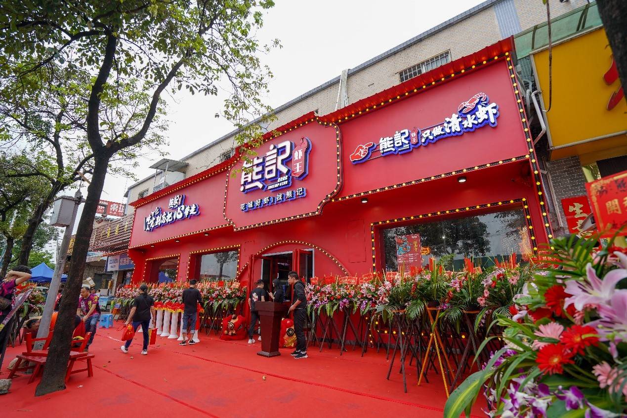 每家店都爆满网红店养成记