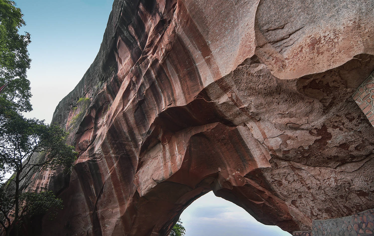 震撼!416米长的弋阳卧佛,却鲜为人知,山是一尊佛,佛是一座山