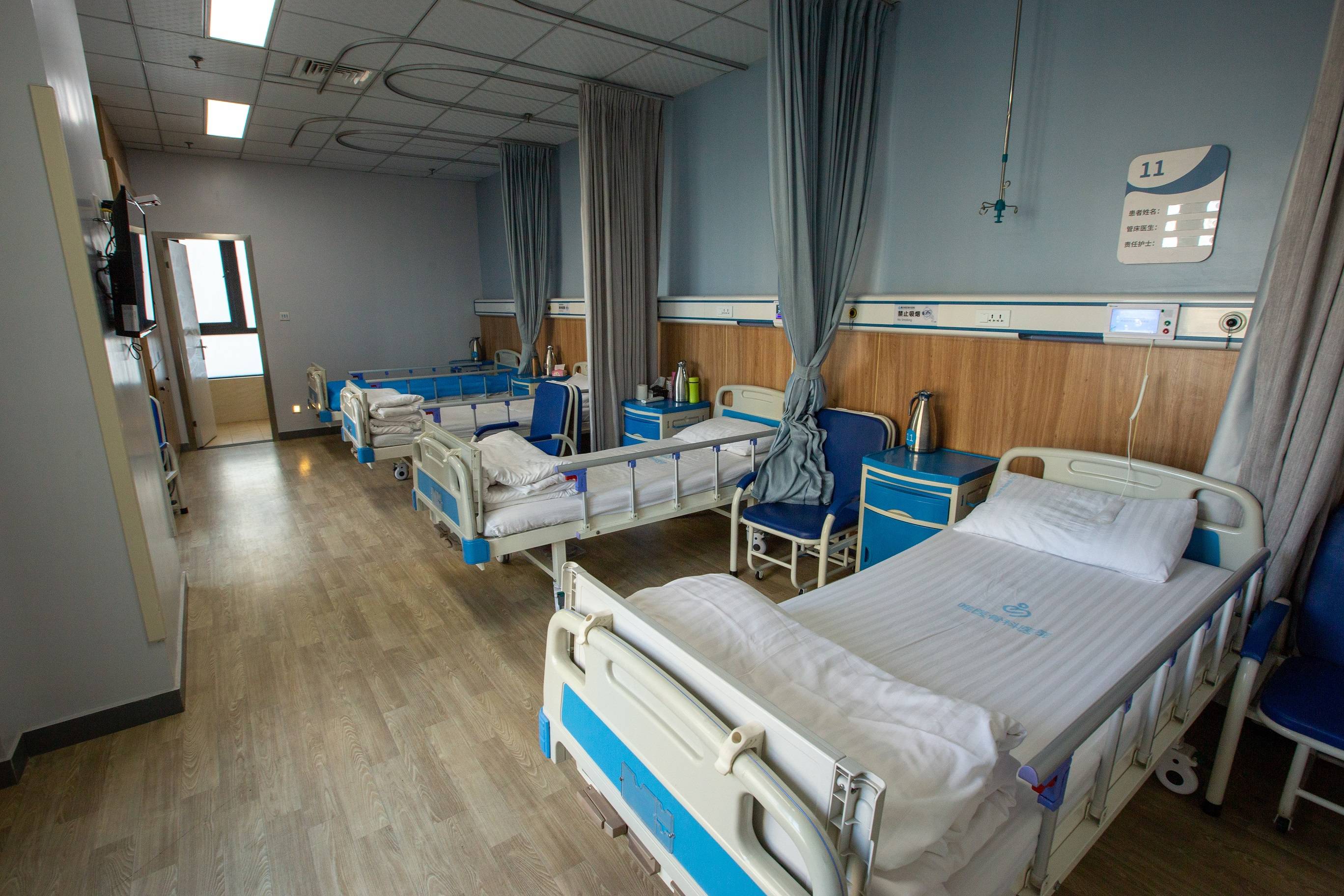 走出病房就可以使用康复器材,唯医这个设计好评!