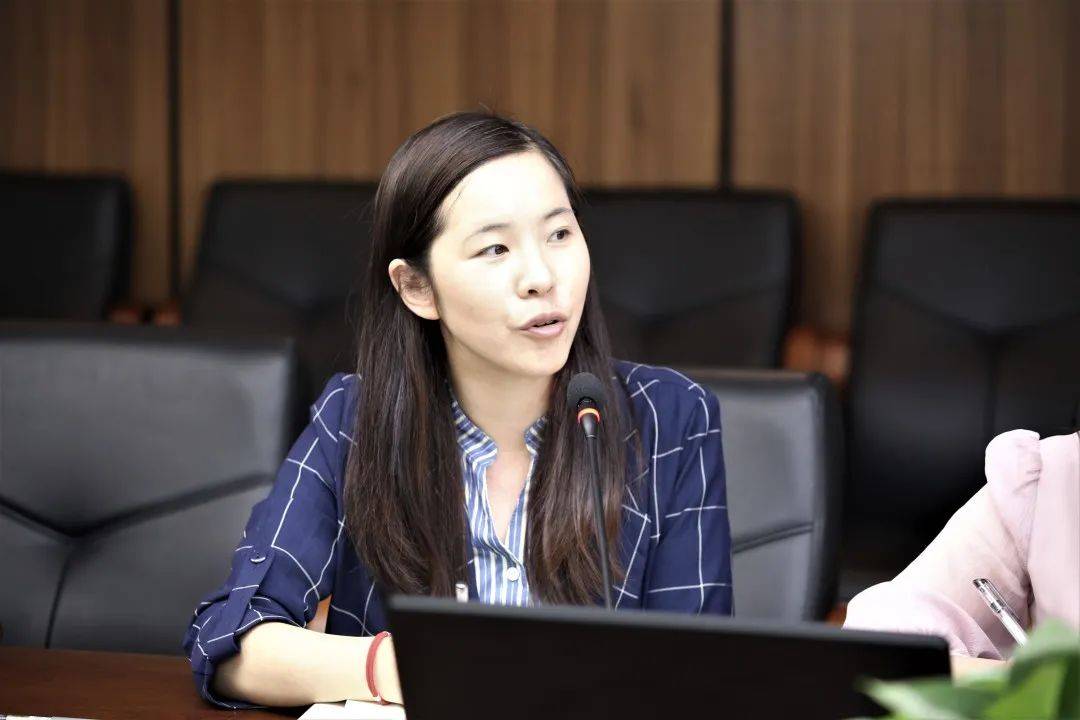 柳小梅副校长对目前各学科组"3s"课堂学习形态研讨的进度和成果表示