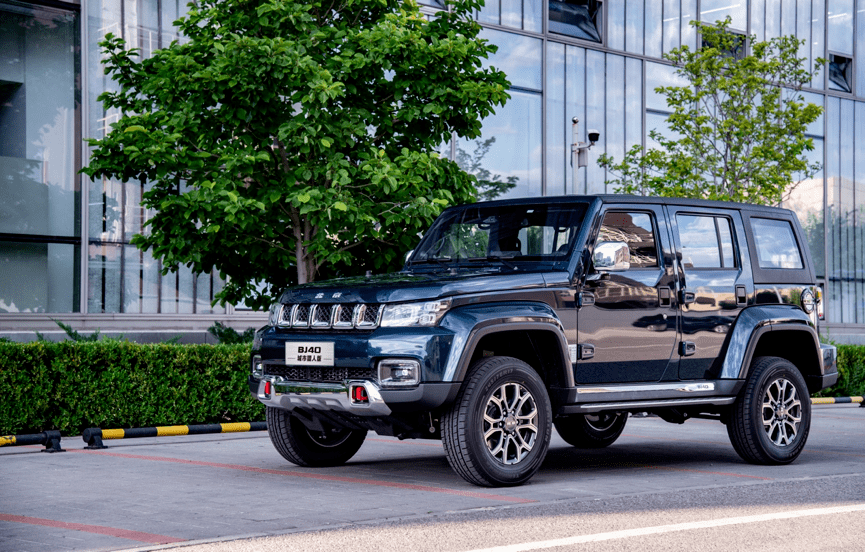 北京bj40plus城市猎人版上市售价1598万元起优先推荐侠客版