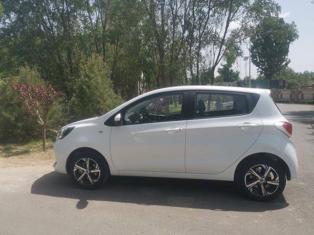 试驾奔奔estar完全具备成为街车的潜力