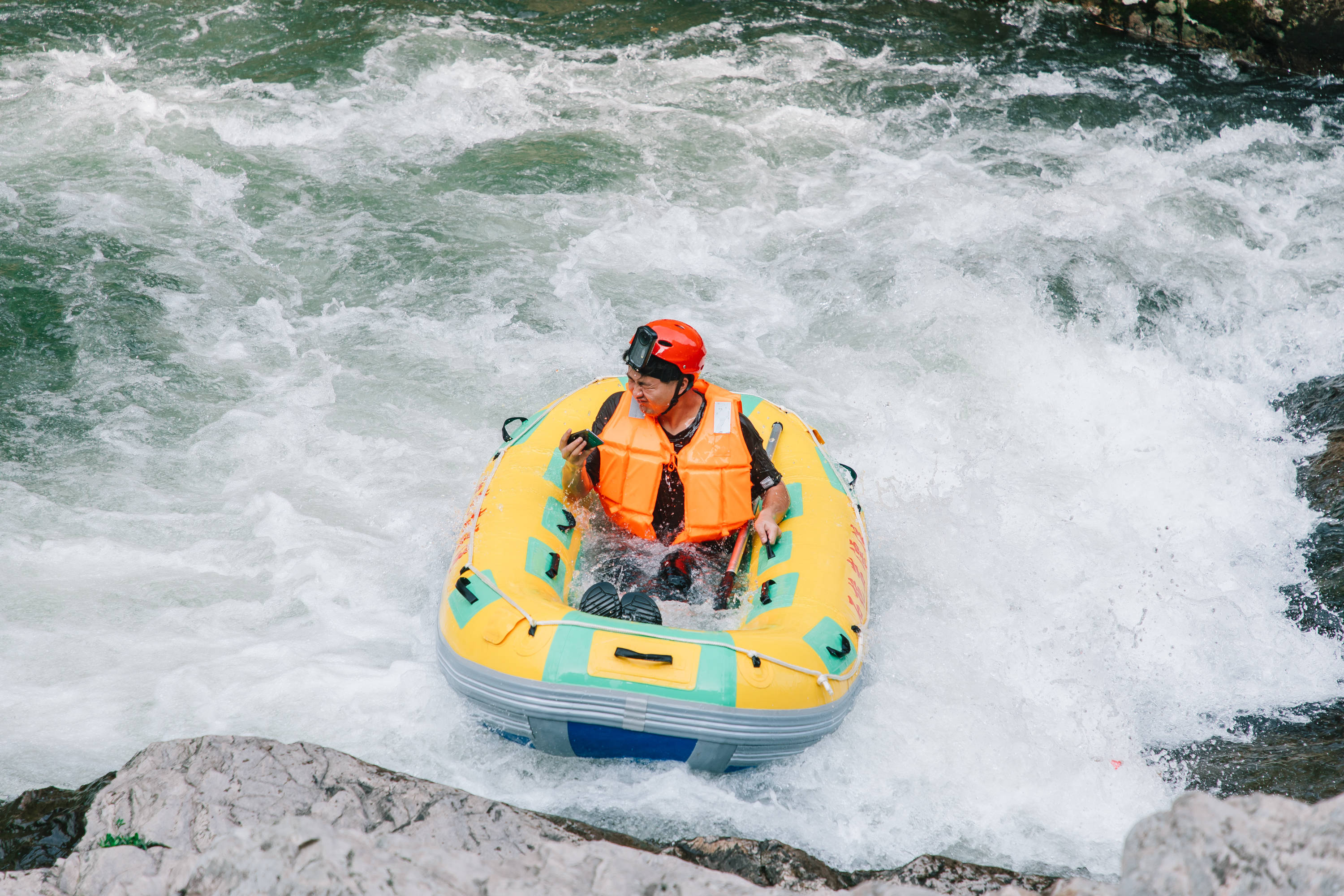 至野!温州石桅岩漂流顺利试漂