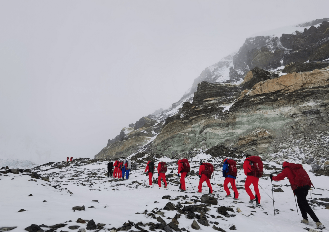 丈量珠峰,长城炮在世界之巅留下了中国汽车品牌印记!