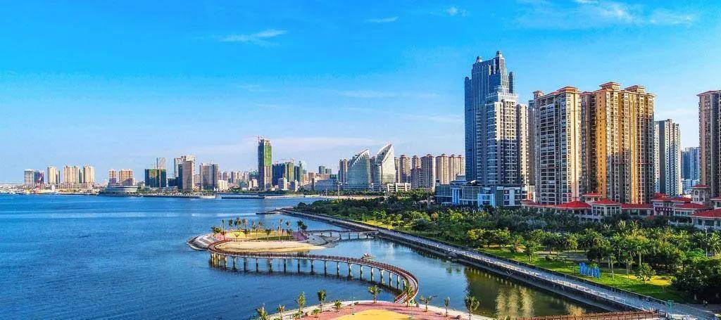 从两会内容看城市发展方向湛江市全国人大代表这样说