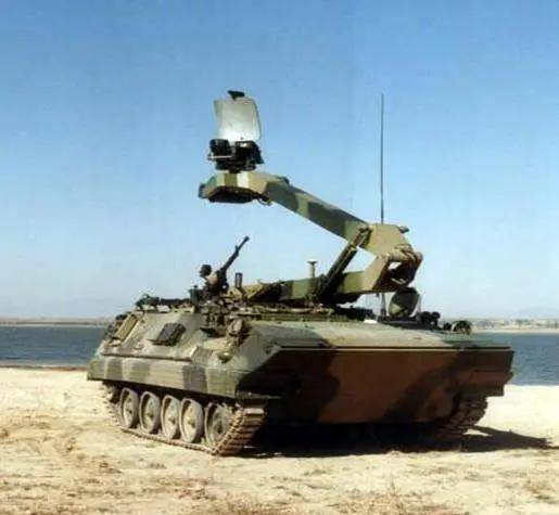 装甲车也可放飞无人机中国装甲侦察车性能强悍