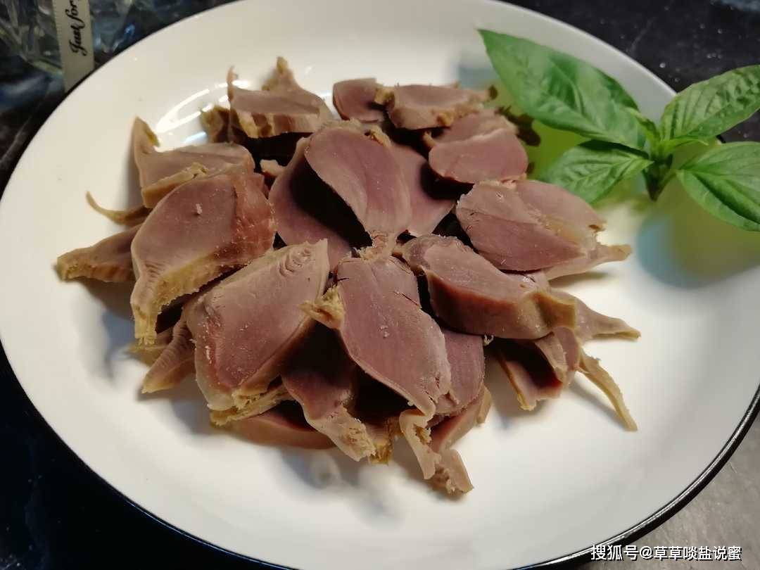 盐水鸭胗,你信不信?这是一道零食,吃不胖又营养的零食