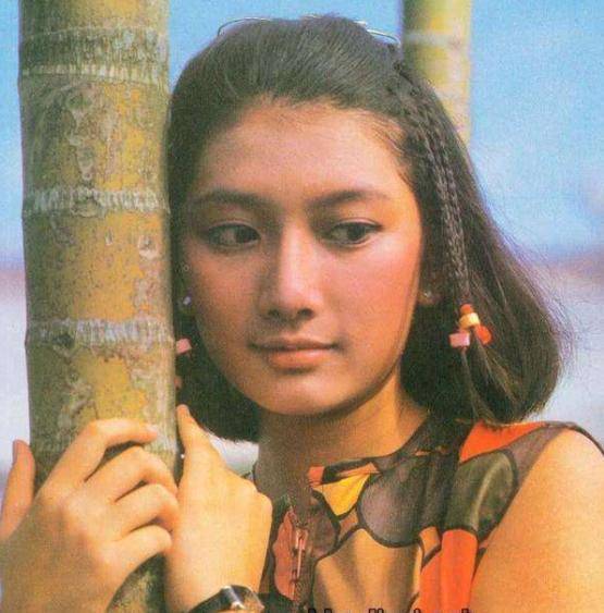 "最美赵敏"刘玉璞,遭父亲性侵,多次吞药自杀,46岁去世3天无人知