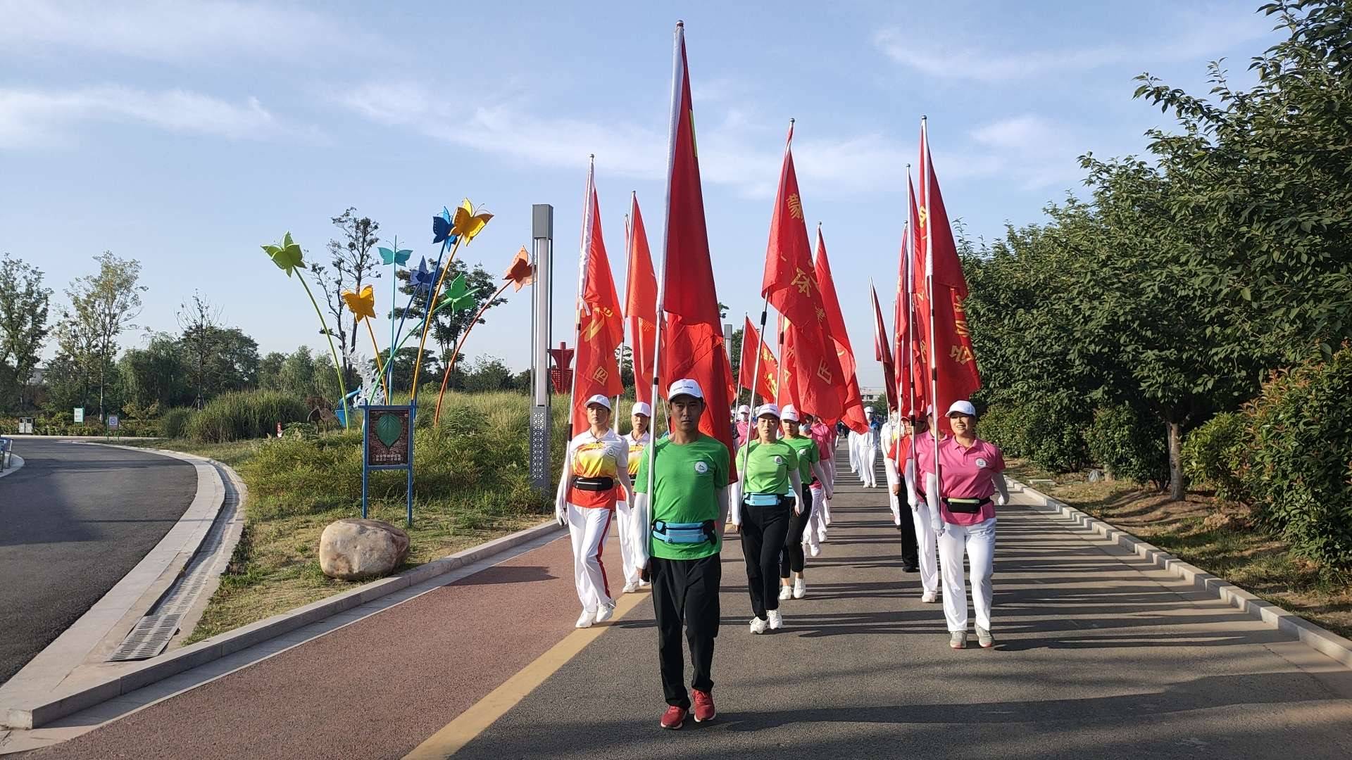2020年6月6日周六早上六点,8支团队在安徽省亳州市蒙城森林公园举行五