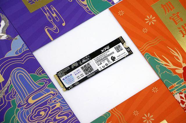 读取近35gbs旗舰产品xpg威龙sx8200pro价格1gb才一块