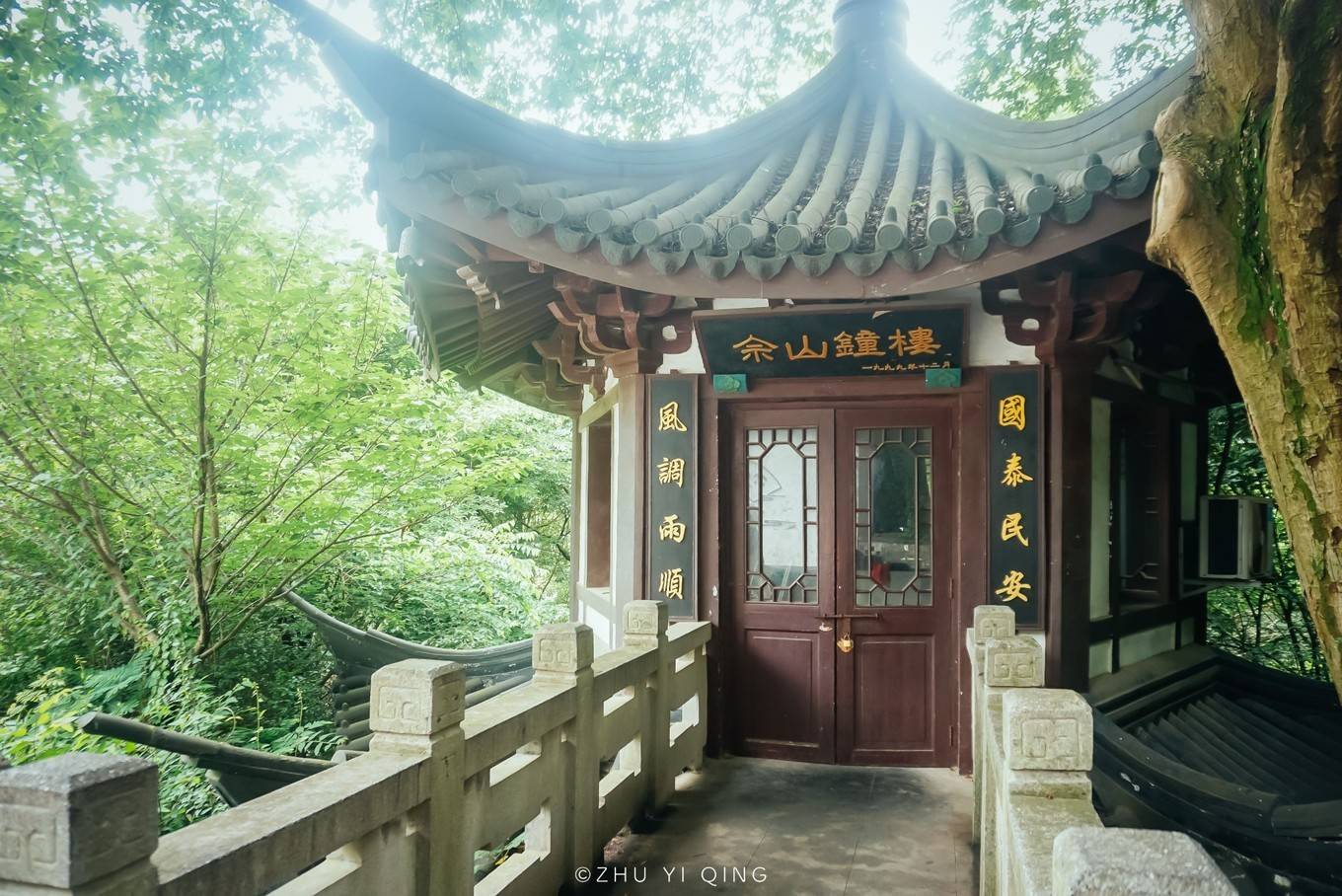 原创上海之巅只有97米名胜古迹众多拥有国际都市少有的自然风光