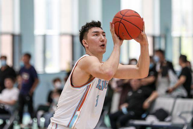 原创可兰白克顶级3d球员新疆男篮队魂球队争冠道路上的重要拼图