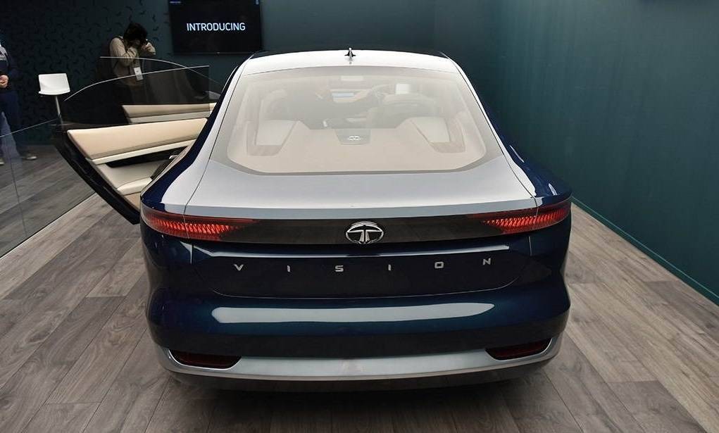 整体来说,塔塔evision不仅有着时尚运动的外观,而且有着大气豪华的