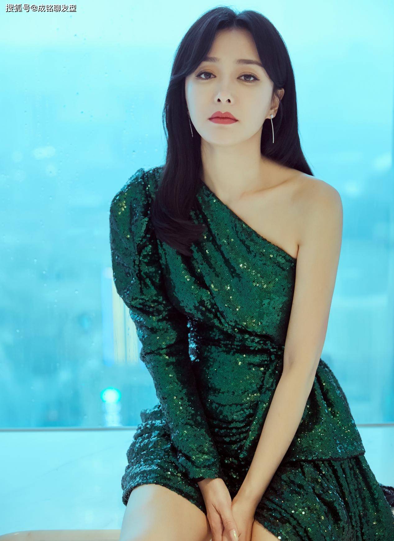 被秦岚惊艳造型美到了!