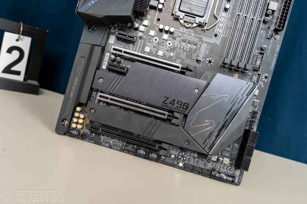 依然是标杆级的高端主板,技嘉(gigabyte)z490 aorus pro ax 小雕pro