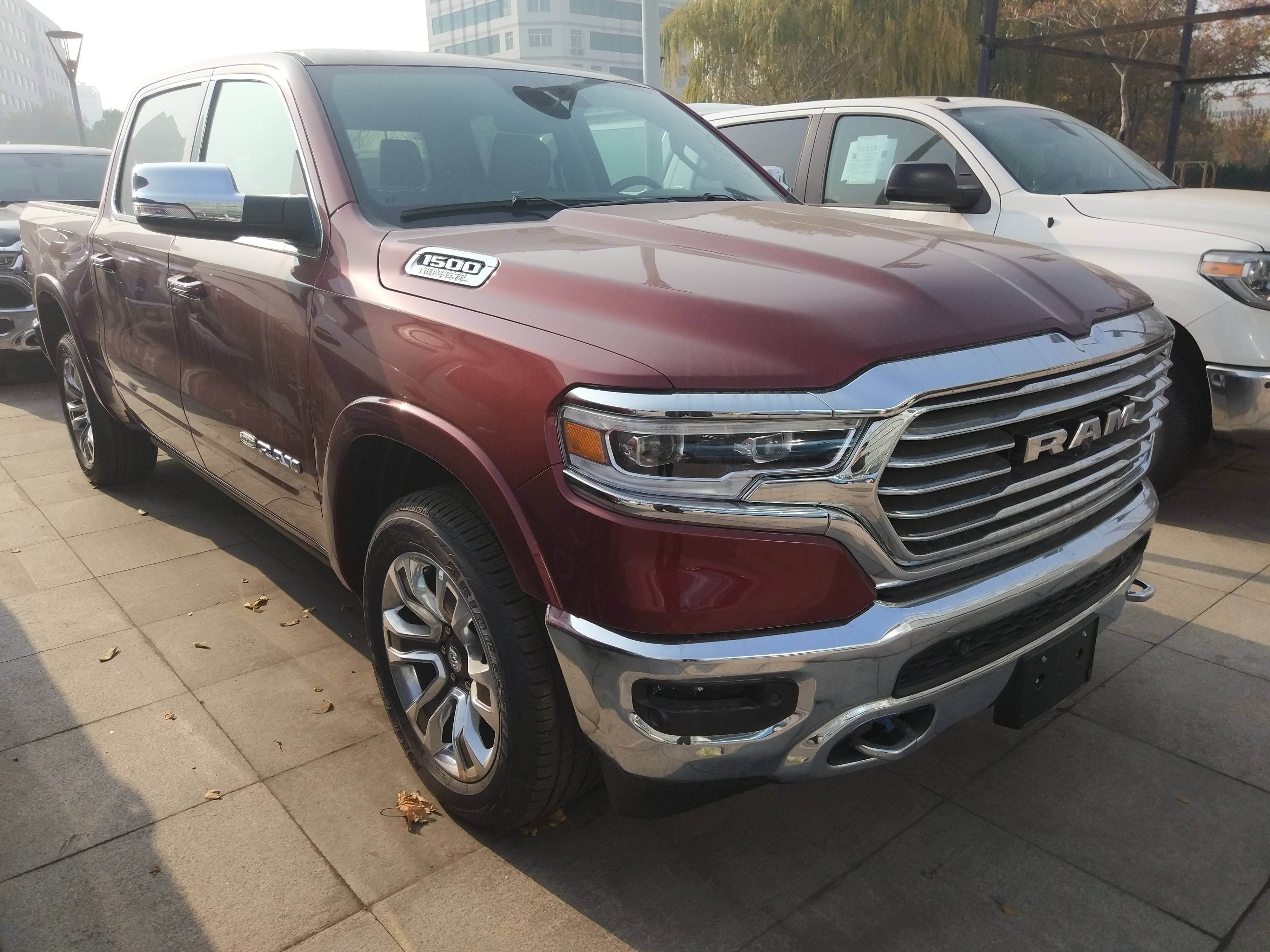 解析2020款道奇公羊ram1500顶配长角号版pk丰田坦途福特猛禽完全碾压