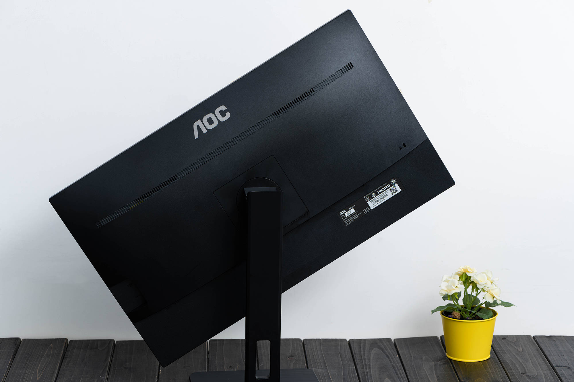 aoc q27p2u显示器图赏:商用办公最佳助手