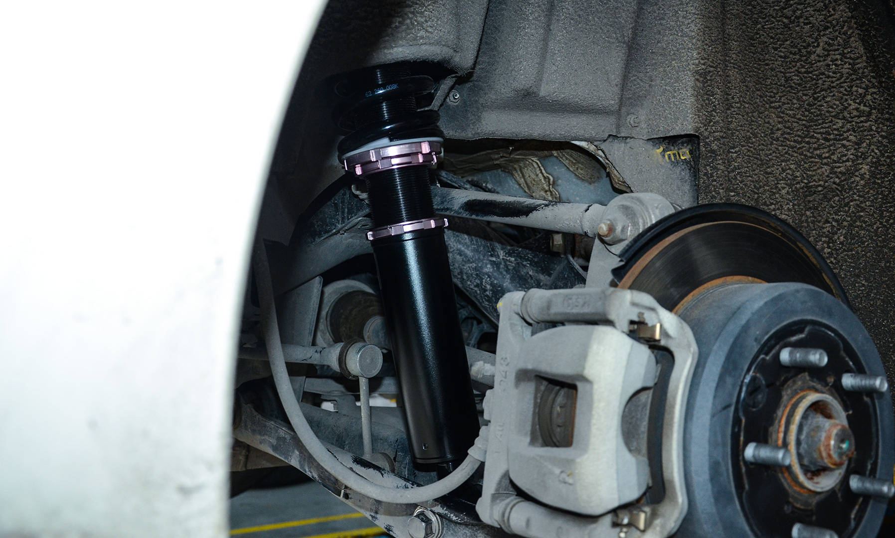 丰田锐志改装teiracing街道版绞牙避震