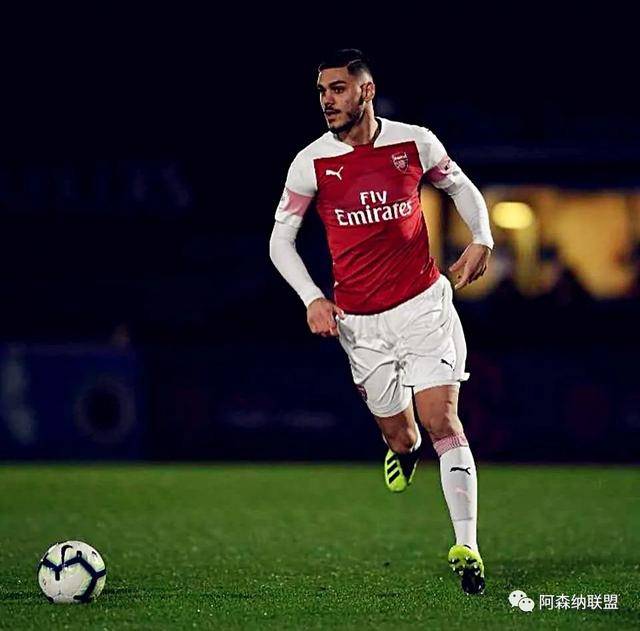 马夫罗帕诺斯依然想留在阿森纳效力