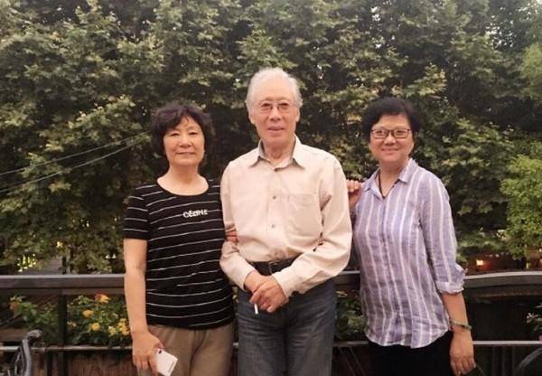 焦晃的第三任也是现任妻子陈晓黎,是一名记者.