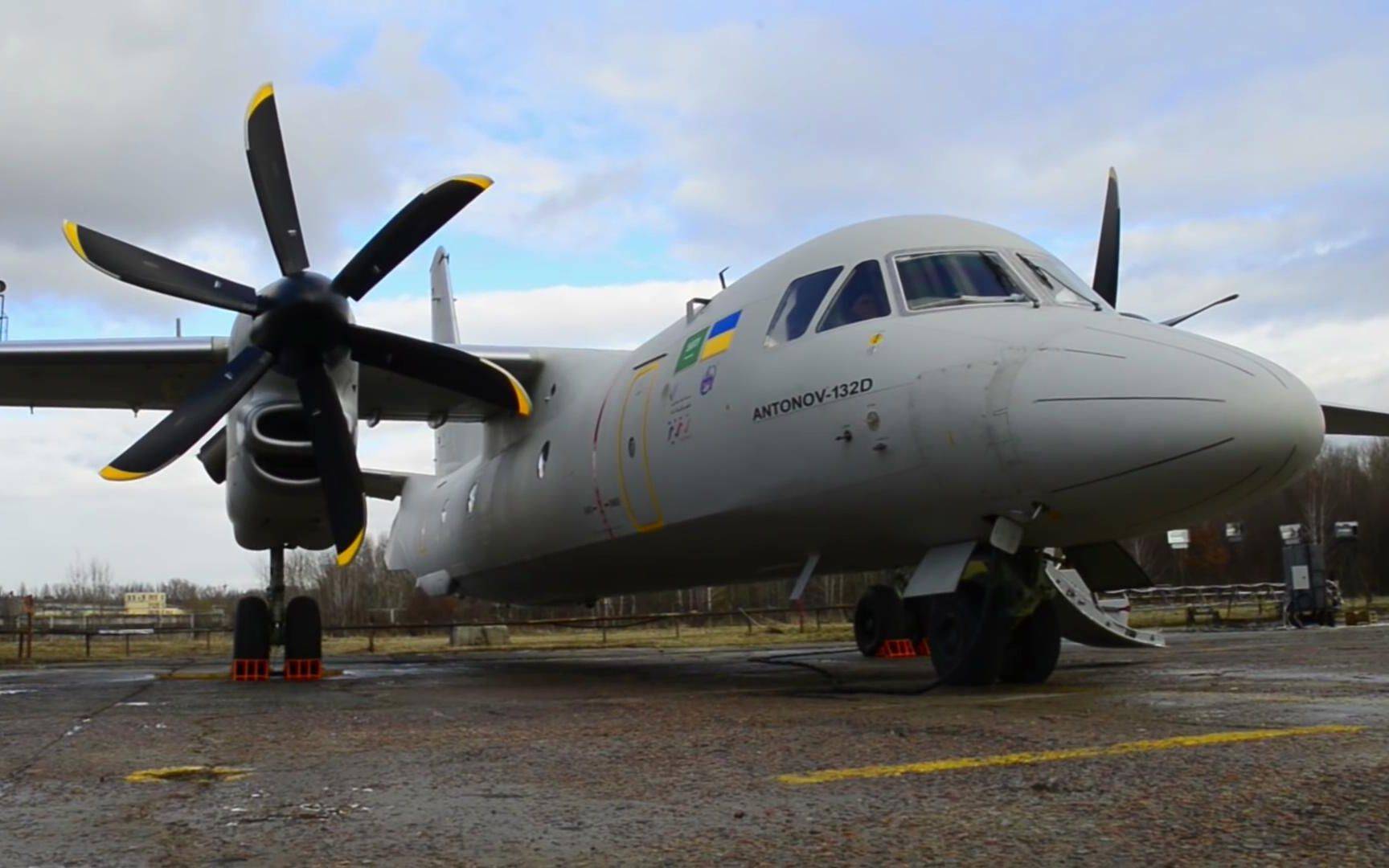 原创全球王牌运输机, 如今以4万美元超低价售出, 乌克兰家底不止这些