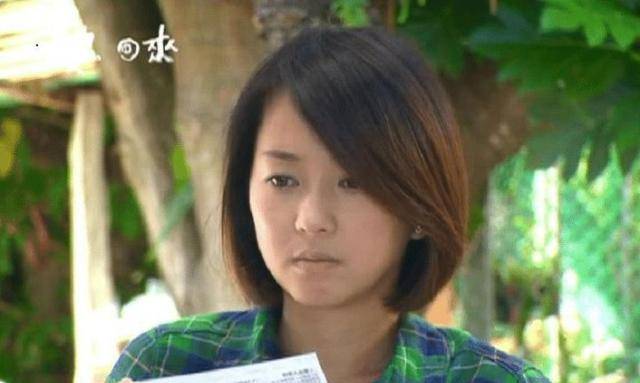 二十五岁就拿下视后,嫁给小7岁男星,今44岁看着比丈夫还年轻_蔡君茹