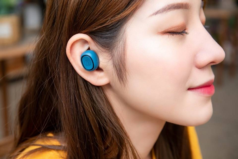 30小时长续航 铁三角ck3 tw通勤一周都不用担心充电问题_耳机