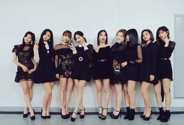 南韩女团问候手势:twice独一无二,itzy特别,她们赢了