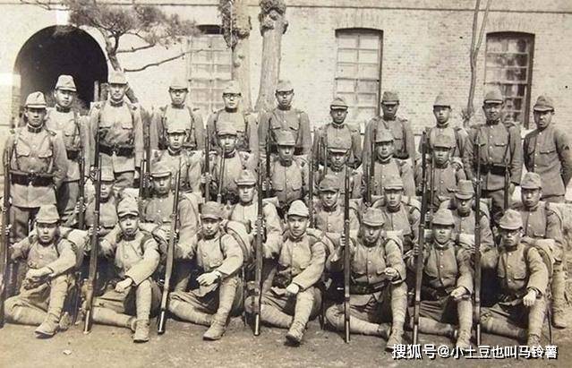 38張,二戰日本軍人老照片:身材矮小,裝備精良_士兵