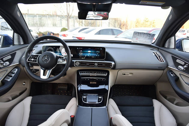 69秒破百续航415公里北京奔驰eqc350上市售4998万