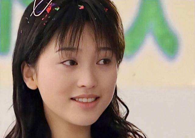 金莎自爆不愿接烂戏,靠走穴养活团队,最高记录一个月商演20多场