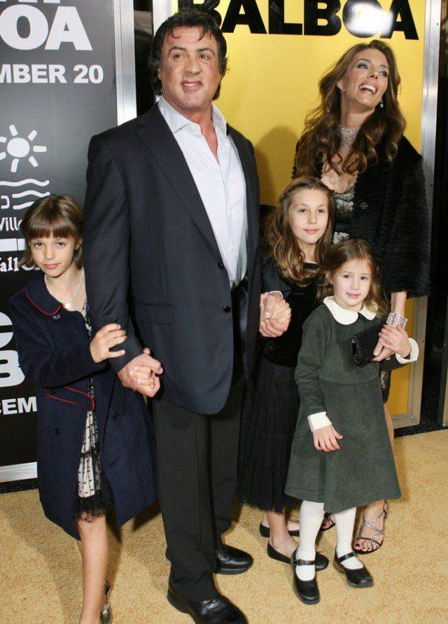 原创史泰龙的三个女儿,个个美若天仙!若能选其一做老婆,你选谁?